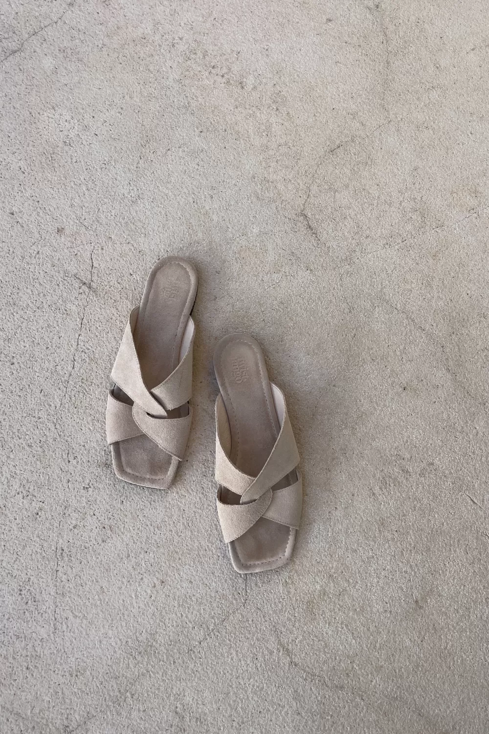 Twist & Tango Shoes^Havanna Sandals Creme